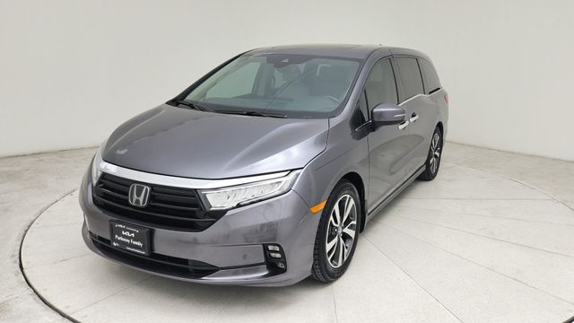2023 Honda Odyssey Touring  at Community Kia