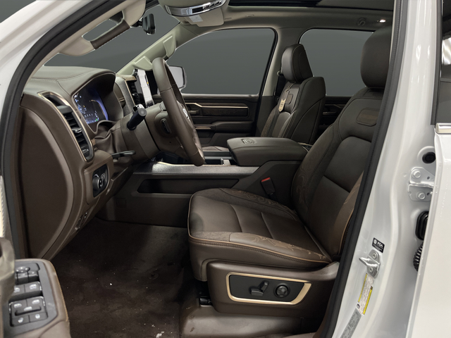 New 2026 Ivory White Tri-Coat Pearlcoat Ram Limited image 4