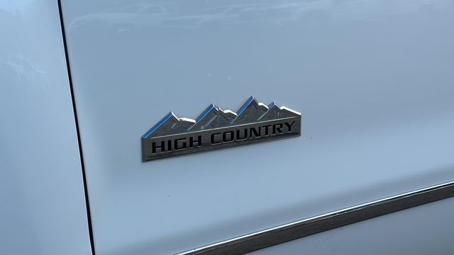 2017 Chevrolet Silverado 2500HD High Country 14