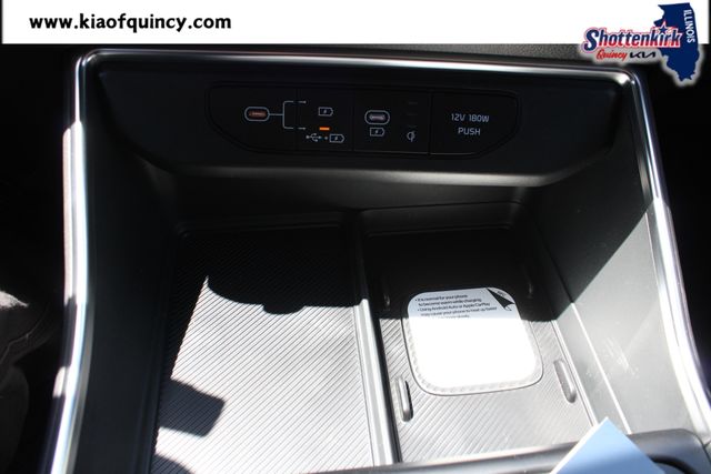 New 2026 Kia Carnival MPV Van
