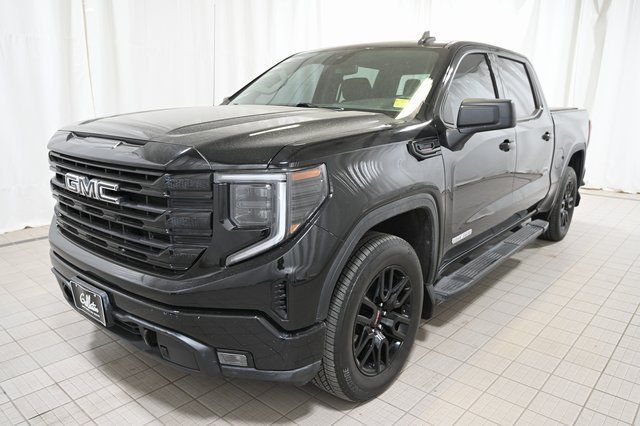 Used 2022 Black GMC Elevation image 18