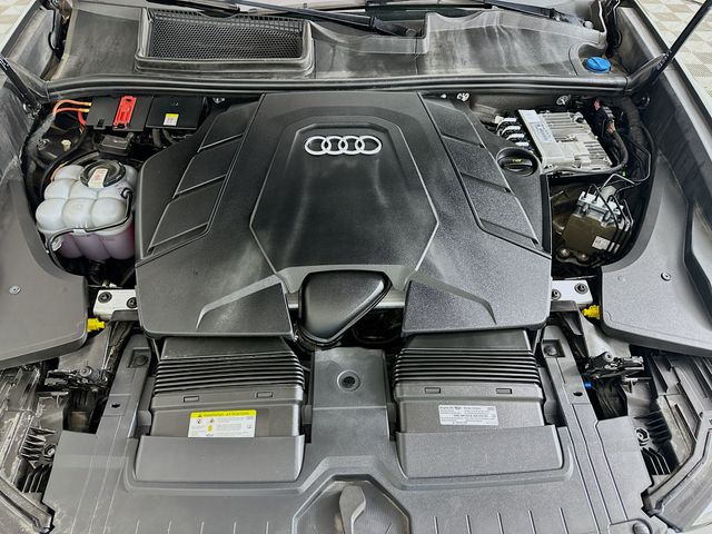 2021 Audi Q8 Premium Plus 31