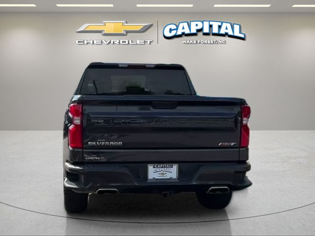 Used 2022 Gray Chevrolet RST image 4