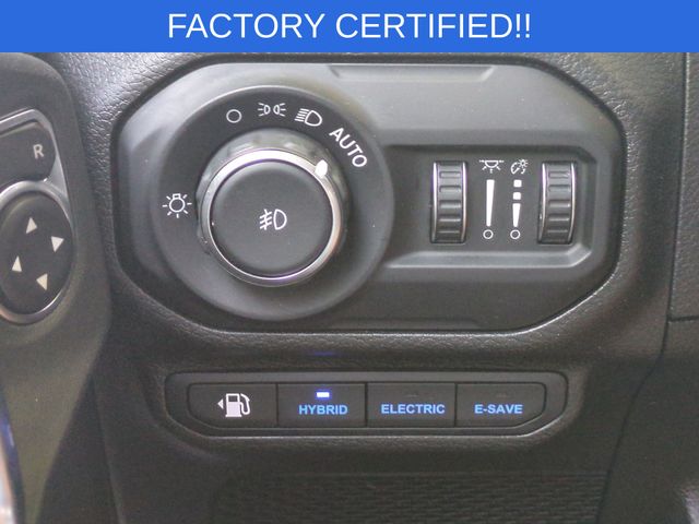 Used 2022 White Jeep Unlimited Sahara 4xe image 16