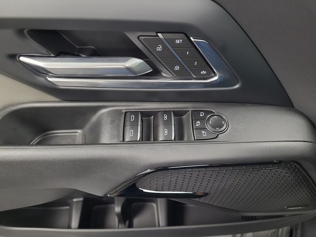 2026 – Chevrolet – Silverado EV