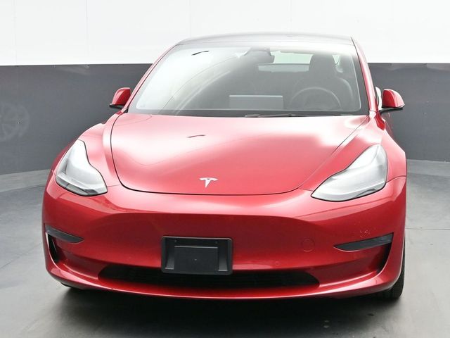 Used 2022  Tesla Long Range image 3