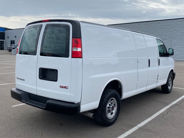 2022 GMC Savana 2500 Work Van 3