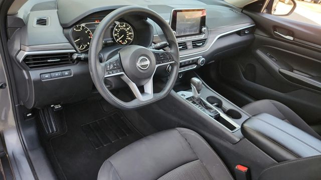 2025 Nissan Altima