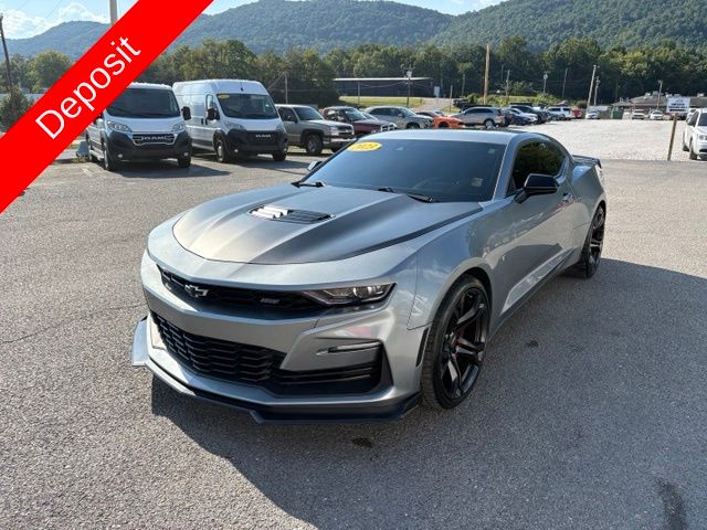 Sharkskin Metallic 2023 Chevrolet Camaro Coupe Rear-Wheel Drive Automatic
