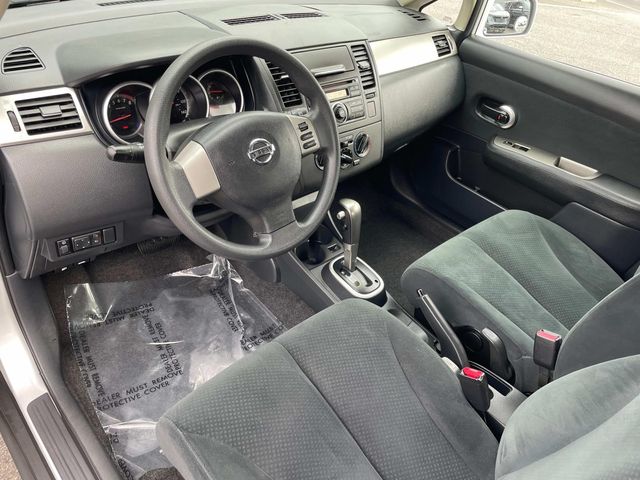 2011 Nissan Versa 1.8 S 15