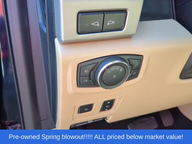 Used 2021 Blue Ford Lariat image 25