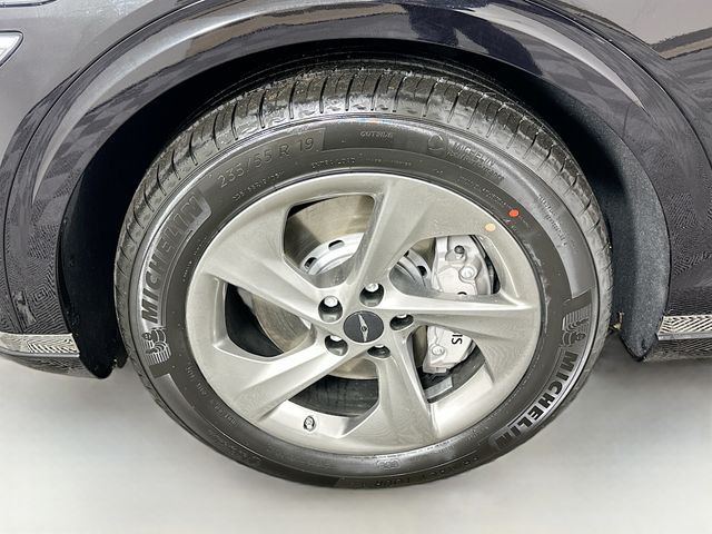 Thumbnail: 2026 Genesis GV70 - 23