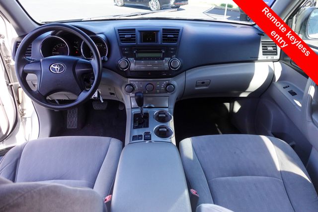 used 2012 Toyota Highlander car, priced at $9,800