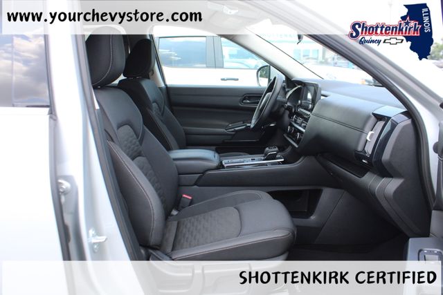 Used 2025 Nissan Pathfinder SUV