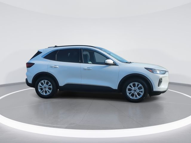 Used 2024 Oxford White Ford Active image 9