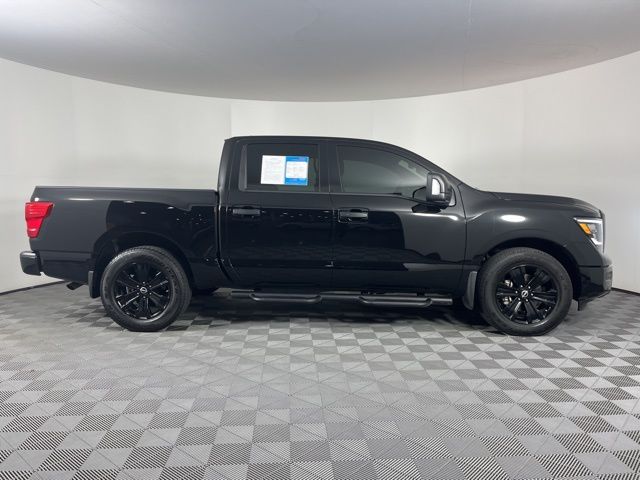 2024 Nissan Titan SV 11