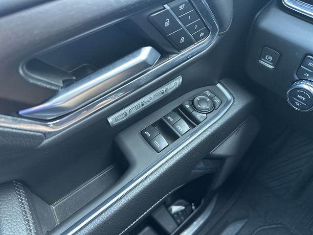 Used 2024 Black GMC Denali image 14