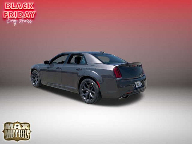 2023 Chrysler 300 S 7