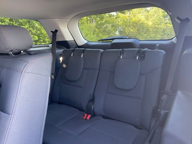 Used 2025 Ford Explorer SUV