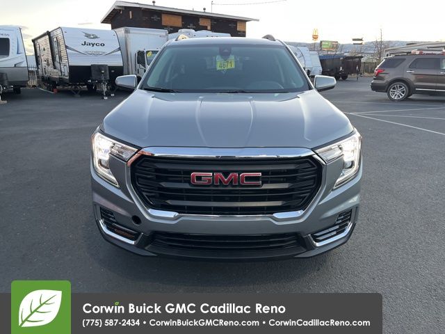 2024 GMC Terrain SLE 31