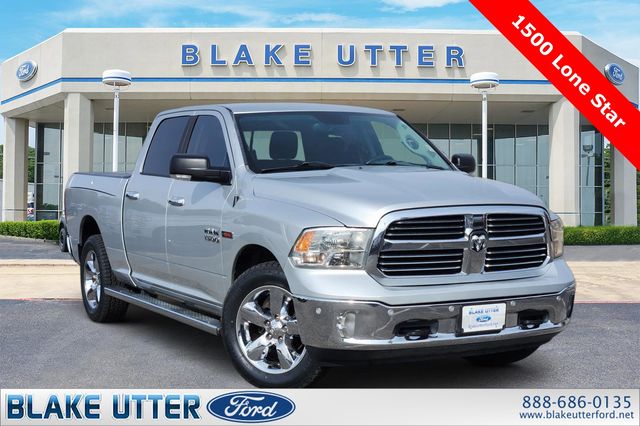2015 RAM 1500 Lone Star Crew Cab 4WD