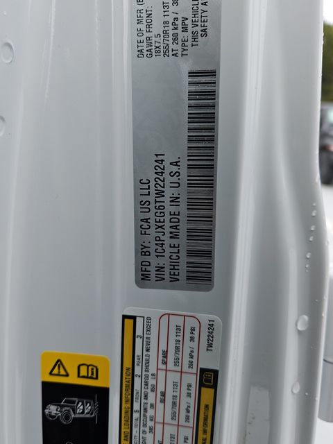 New 2026 White/off-white Jeep Sahara image 28