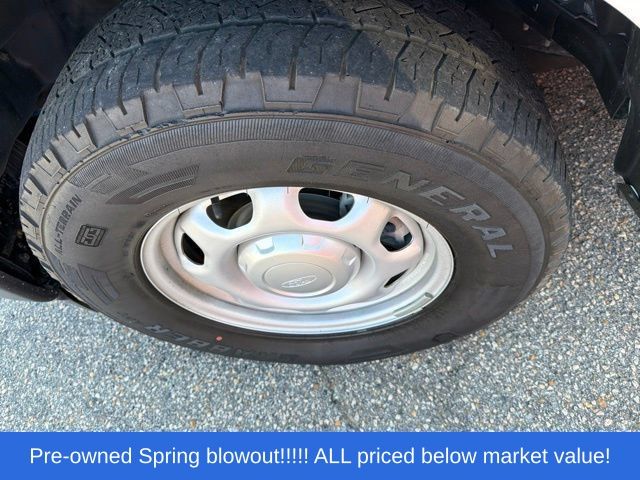 Used 2021 White Ford XL image 16