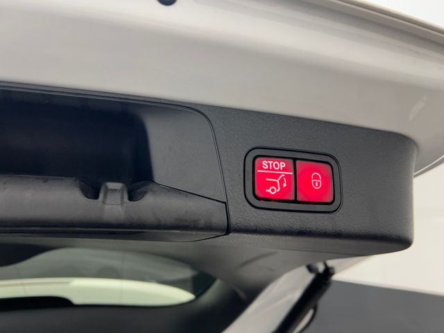 2023 Polar White Mercedes-Benz GLB GLB 250 FWD SUV