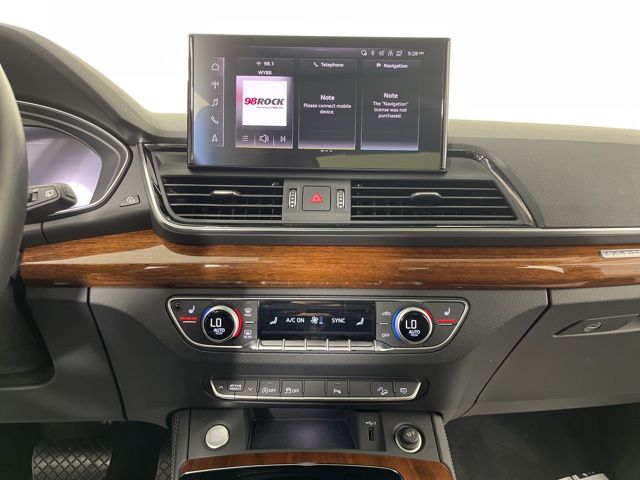 2023 Audi Q5 45 S line Premium Plus 25