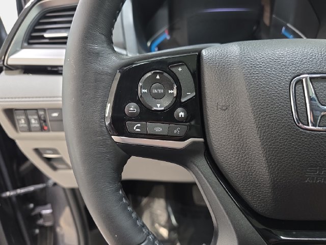Used 2019 Black Honda Elite image 17