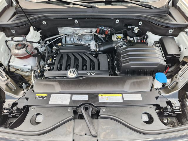 2022 Volkswagen Atlas Cross Sport 3.6L V6 SE w/Technology  at DeMontrond Auto Country