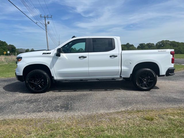2026 Chevrolet Silverado 1500 Custom Trail Boss - Image 2