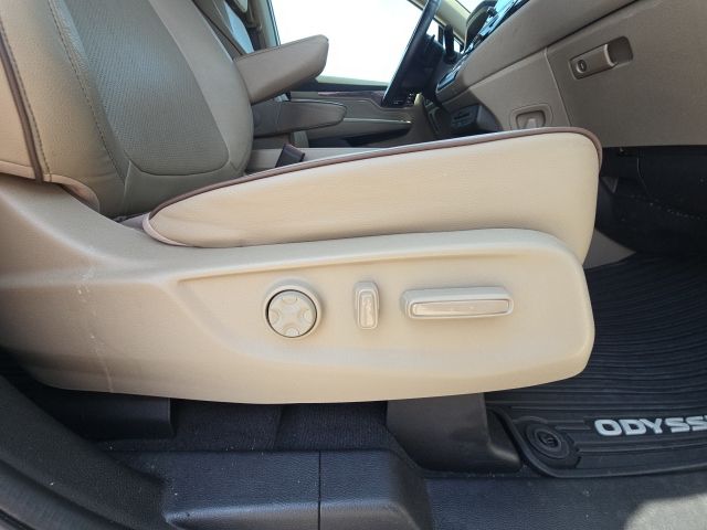 2024 Honda Odyssey Elite:B01860