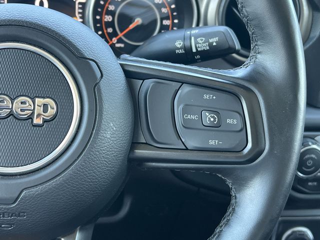 Used 2022 Black Jeep Willys image 27