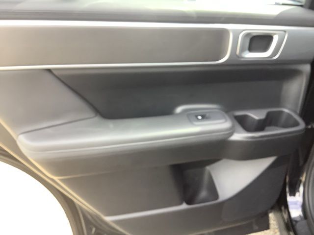 Used 2024 Phantom Black Hyundai SEL image 19