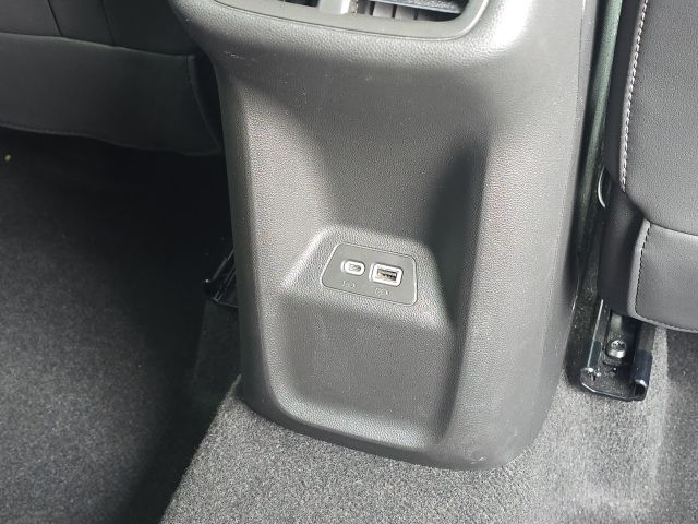 2023 Buick Envision Essence:C02550