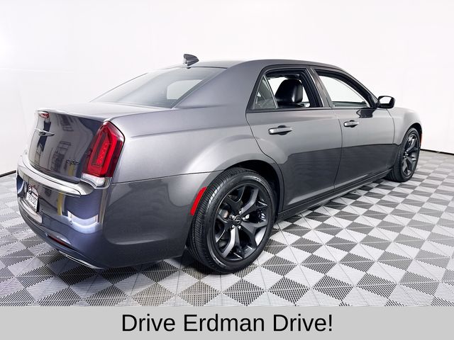 Used 2022 Chrysler 300 Sedan