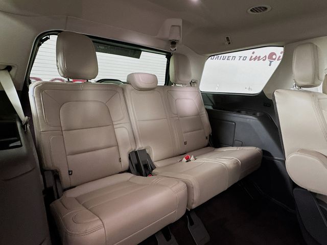 2024 Ceramic Pearl Metallic Tri-Coat Lincoln Navigator Premiere 4X4 SUV
