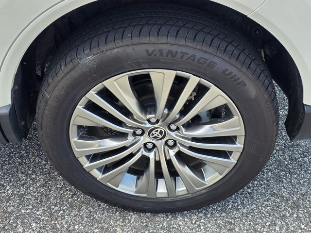 Used 2021 Toyota Venza SUV