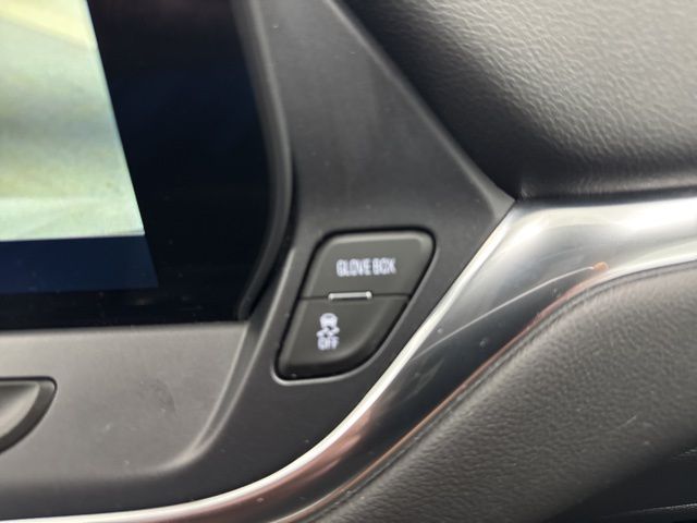 used 2025 Chevrolet Blazer car, priced at $27,548