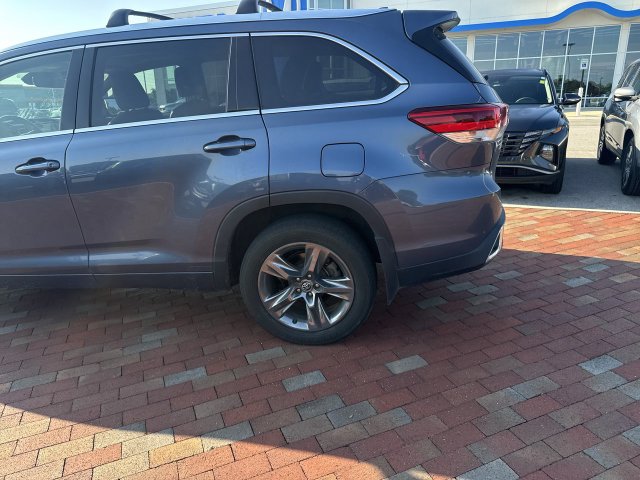 Used 2018 Toyota Highlander Hybrid SUV