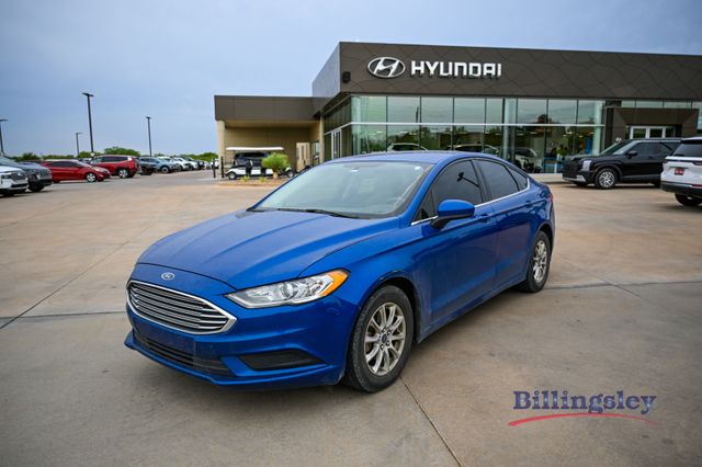 Lightning Blue 2017 Ford Fusion Sedan Front-Wheel Drive 6-Speed Automatic