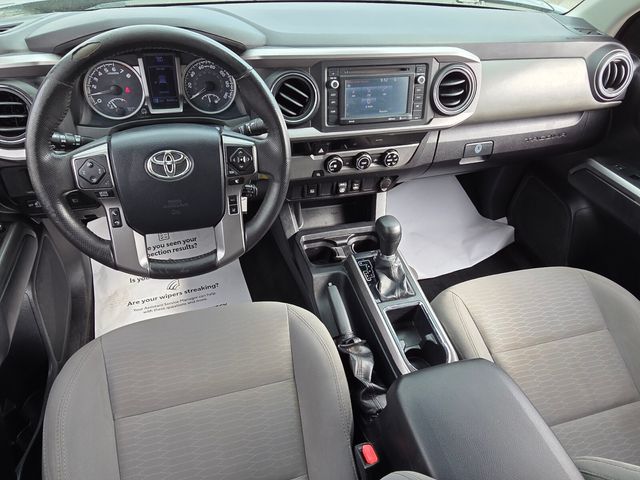 Used 2018 Gray Toyota SR5 image 9