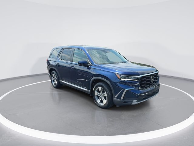 Used 2025 Honda Pilot SUV