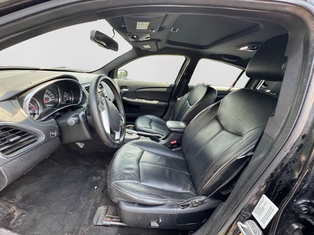 2011 Chrysler 200 Limited - Black exterior view 10