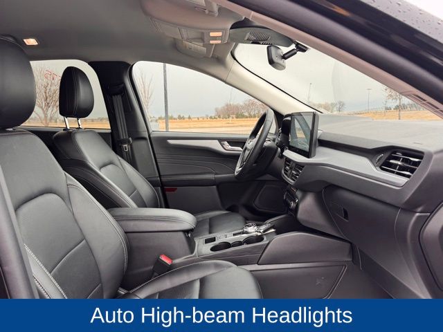 2025 Ford Escape Platinum