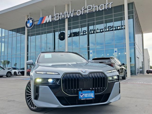 2025 BMW 7 Series 740i RWD