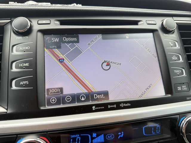 2018 Toyota Highlander XLE Gray at River Oaks CDJR