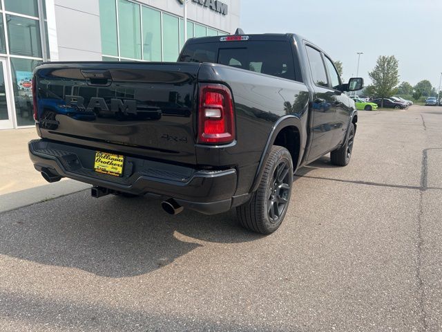 2026 Ram 1500 Laramie - Diamond Black Crystal Pearlcoat exterior view 5