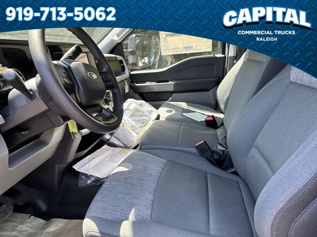 New 2025 White Ford XLT 16FT FLATBED image 20